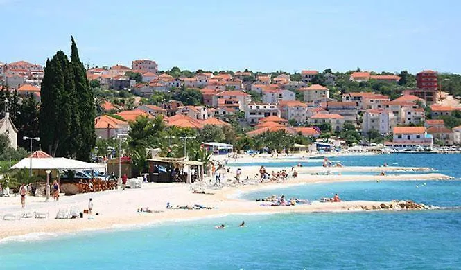 Meri 3* Okrug Gornji