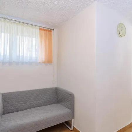 Guest house Meri 3*