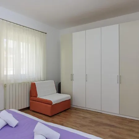 Meri Guest house